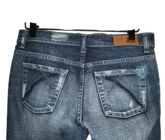 4/25Express X2Cropped Capri Jeans Medium Wash Sz 2 - Picture 5 of 6